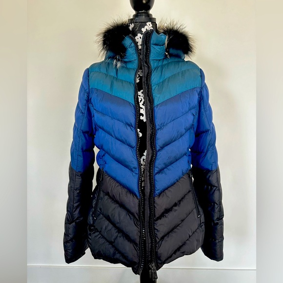 Moncler puff jacketet (size 4) - Picture 1 of 9